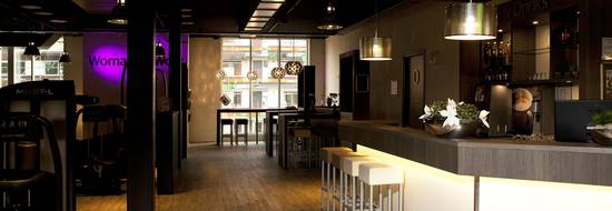 Moderne Bar, Innenausbau